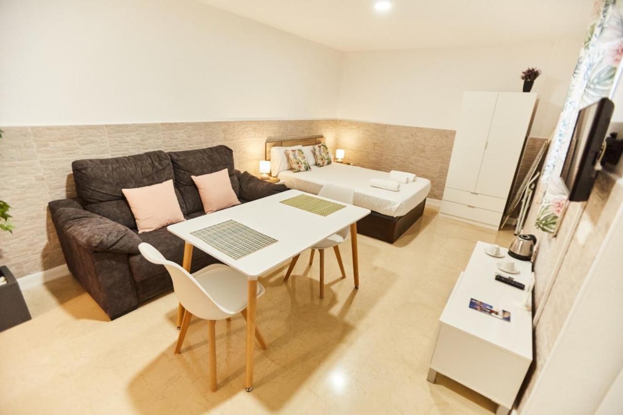 Charming House - Calm And Comfort In The Center 塞维利亚 外观 照片